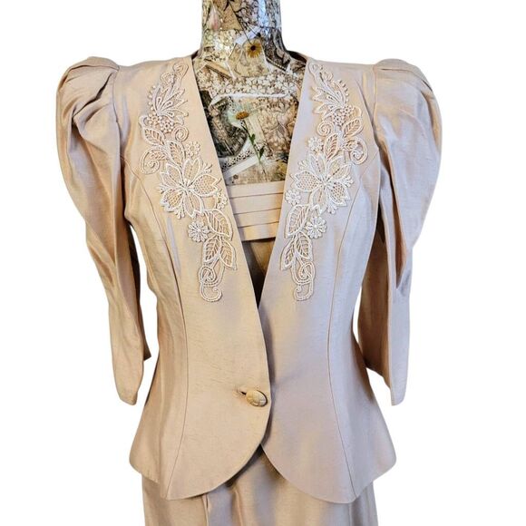 Vintage Cachet Linen Look Spaghetti Strap Mini Dress & Embroidered Jacket - Picture 7 of 15